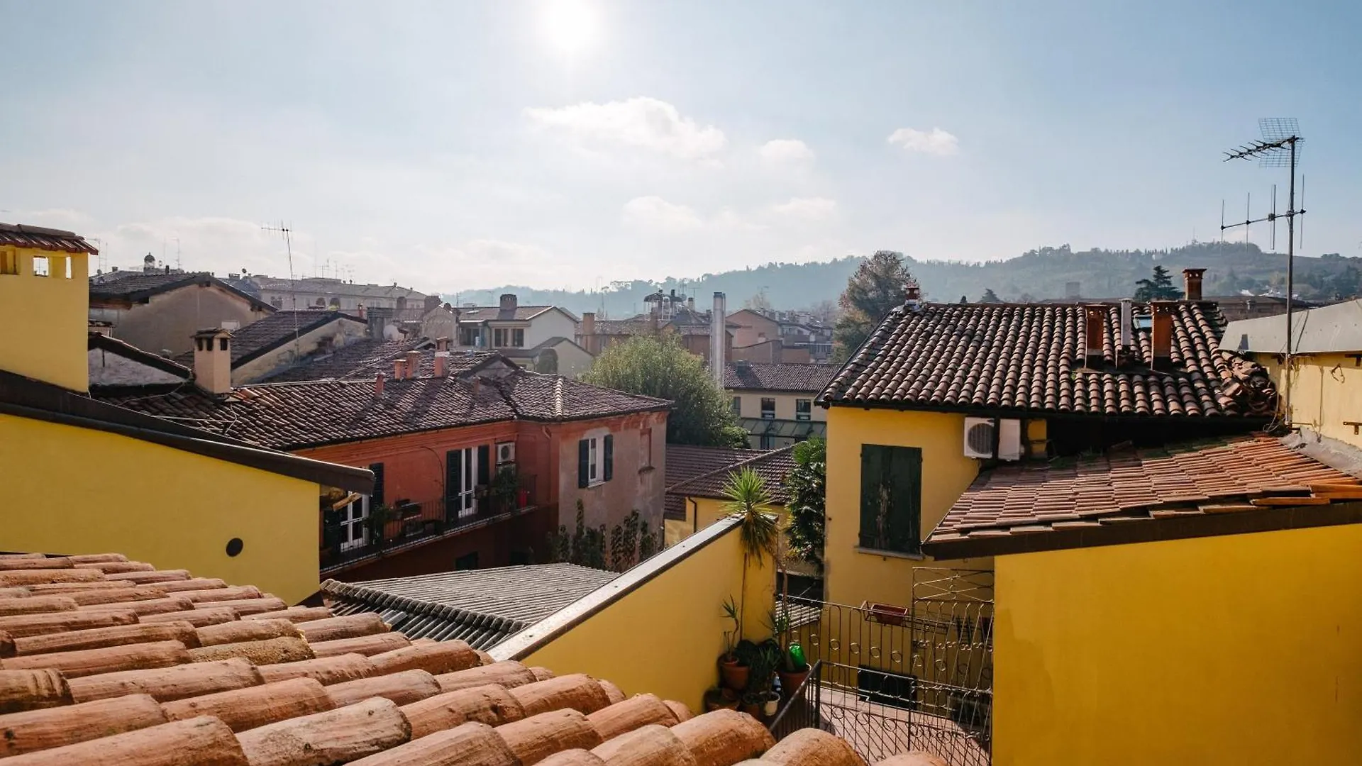 Attic In Historical Center Bologna Apartment